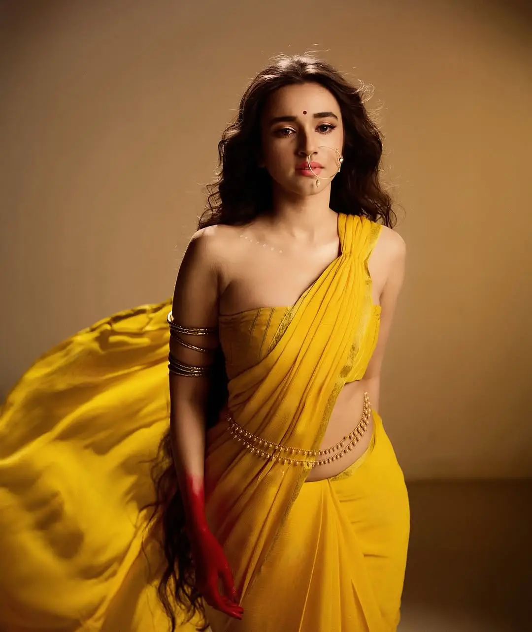 nuveksha latest hot photo shoot in saree