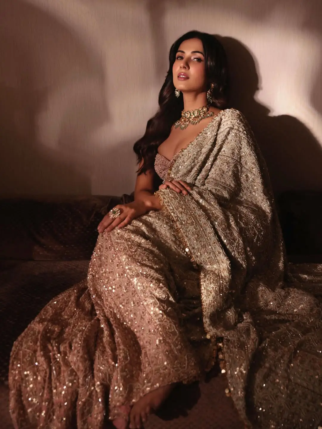 sonal chauhan latest hot photos
