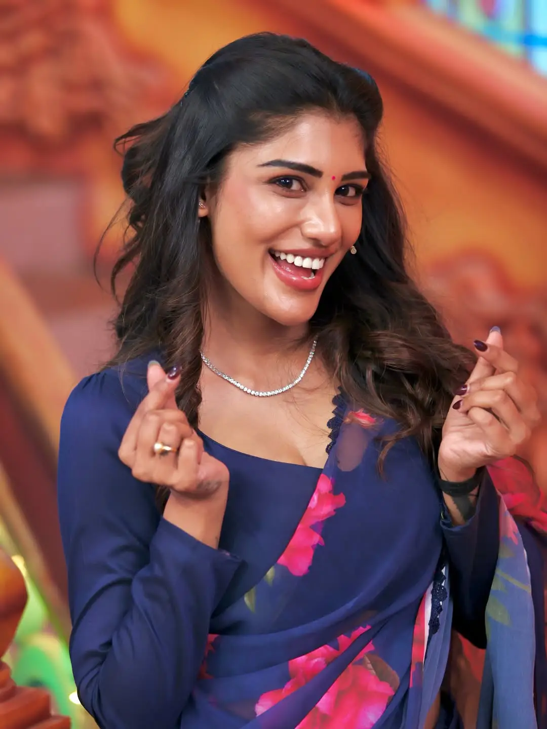 supritha latest hot photos in saree