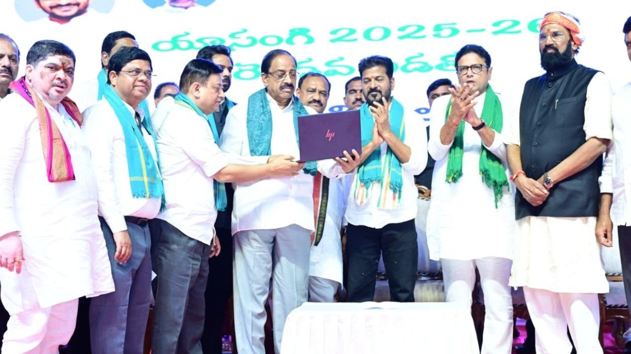40 లక్షల రైతు ఖాతాల్లో నేరుగా రూ.2,200 కోట్లు - నస్తూర్‌పల్లిలో సీఎం రేవంత్ బటన్ నొక్కారు