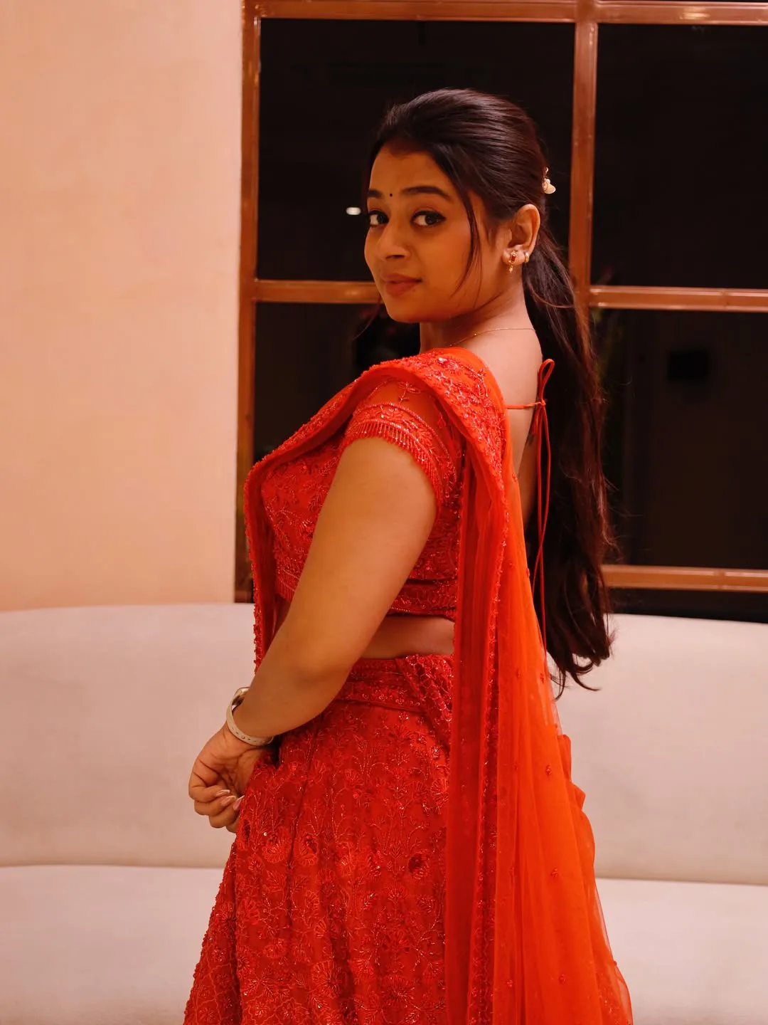 Dhee dancer nainika anasuru stylish look in red dress