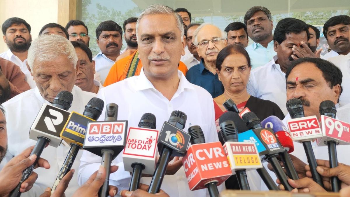 Harish Rao speaking to media at Shamshabad Police Station after arrest during Pargi farmers protest