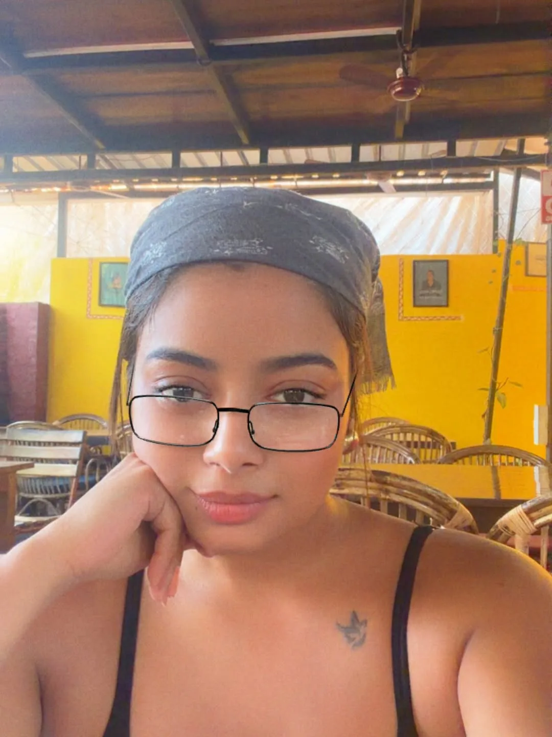 Nainika anasuru latest hot photos