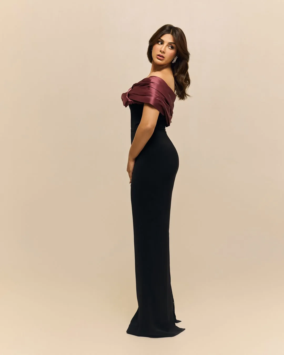 Samyuktha menon Latest Photoshoot in Long Skirt