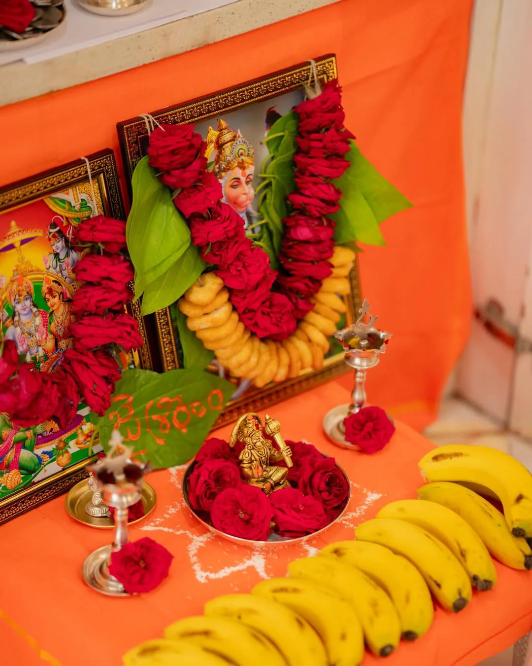 Sravanthi chokkarapu hanuman jayanthi special pooja photos