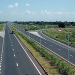 తెలంగాణలో రూ.98,000 కోట్ల రోడ్ల విప్లవం – 2028 నాటికి దేశంలో నంబర్ వన్ లక్ష్యం