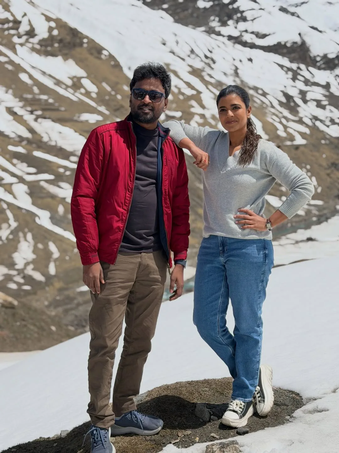 aishwarya rajesh enjoying her vacation at kullu manali