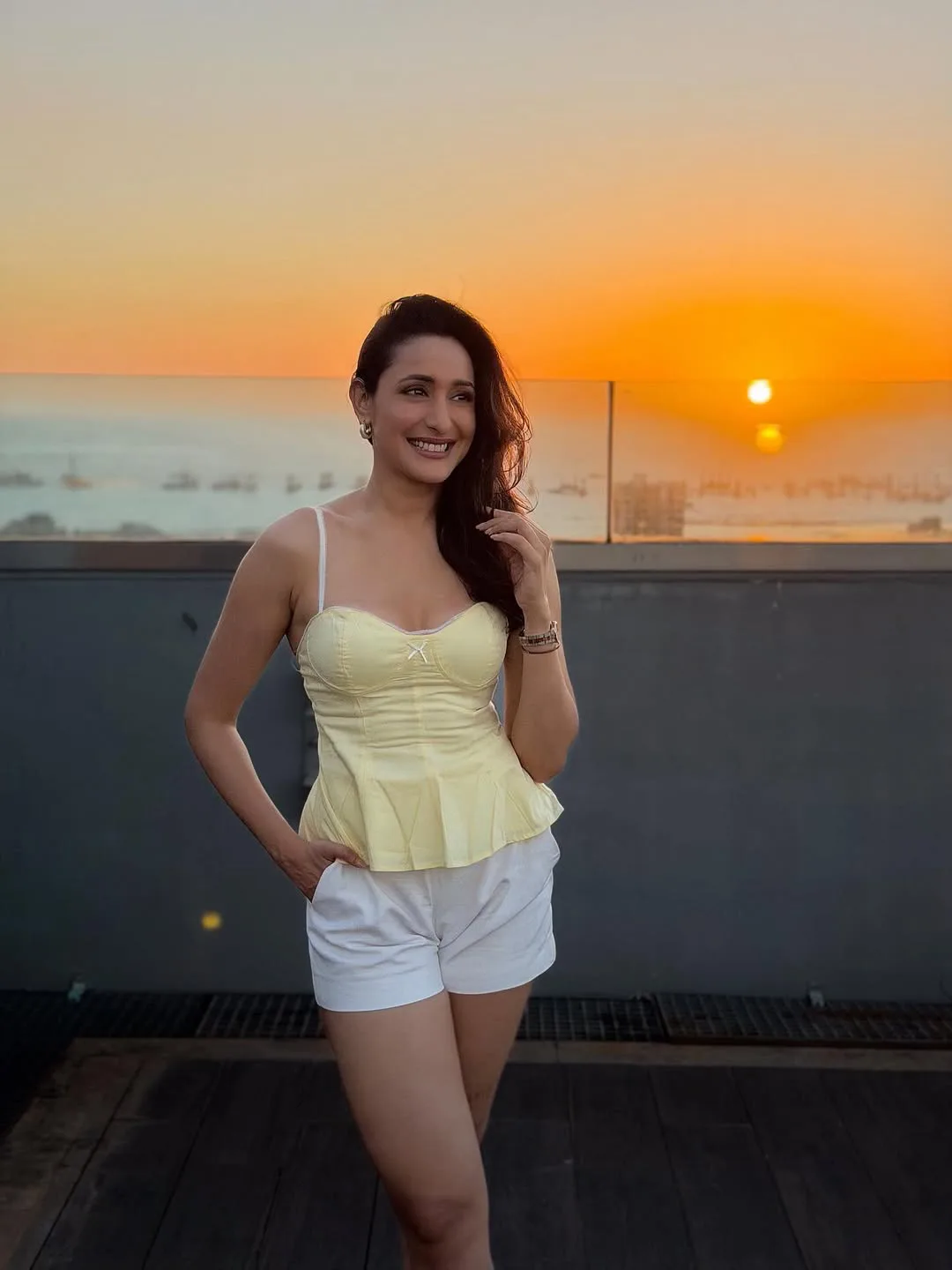 akhanda fame pragya jaiswal latest photos