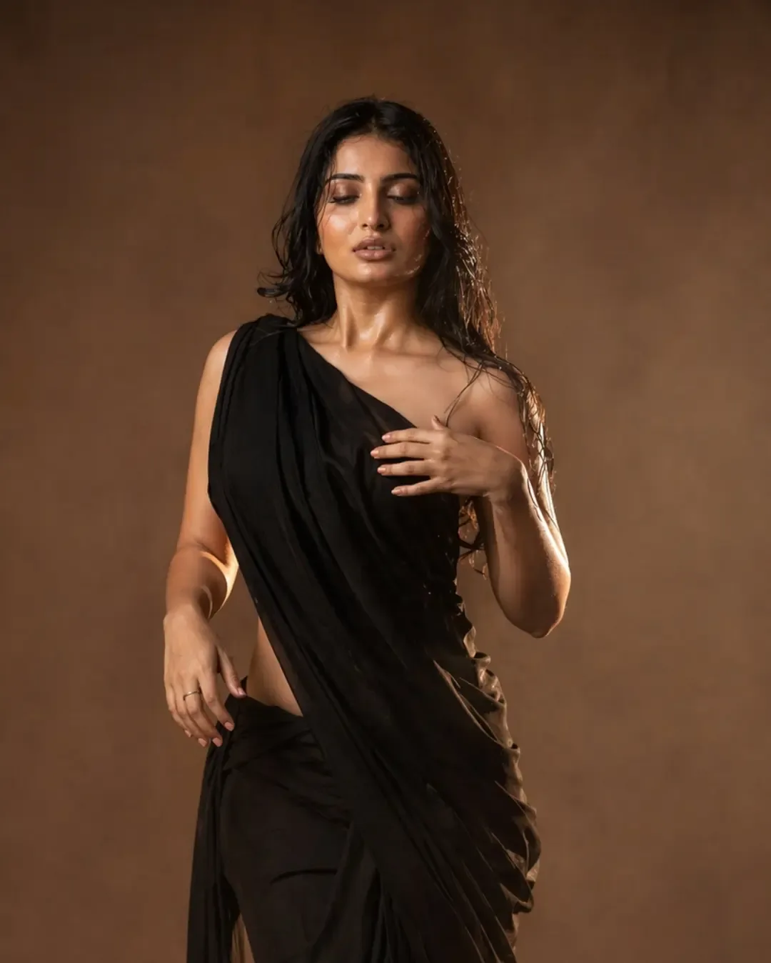 ananya nagalla sizzling look in black saree