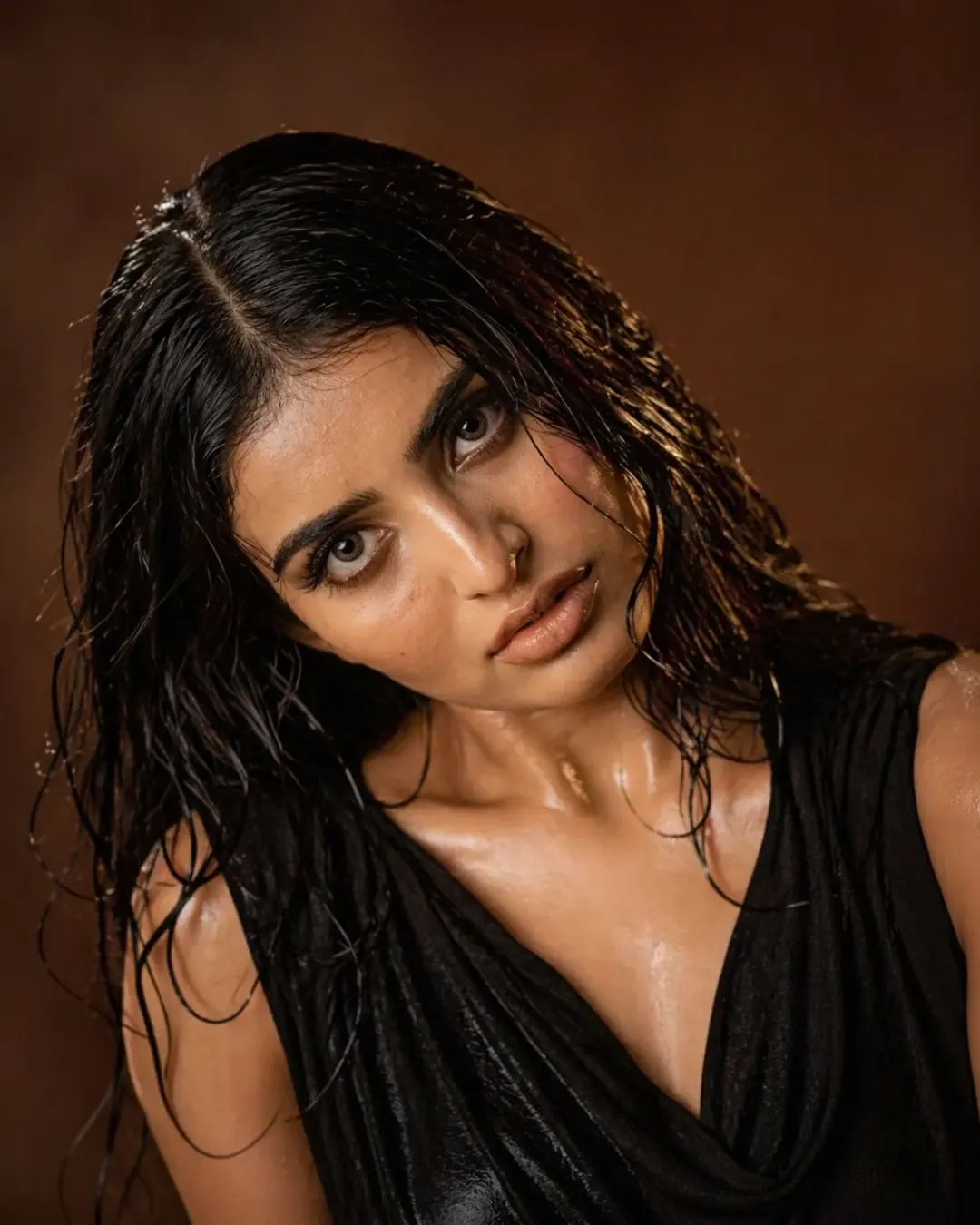 ananya nagalla sizzling look in black saree