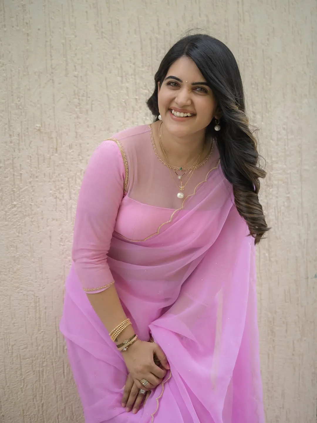 anchor sravanthi chokkarapu latest photo gallery