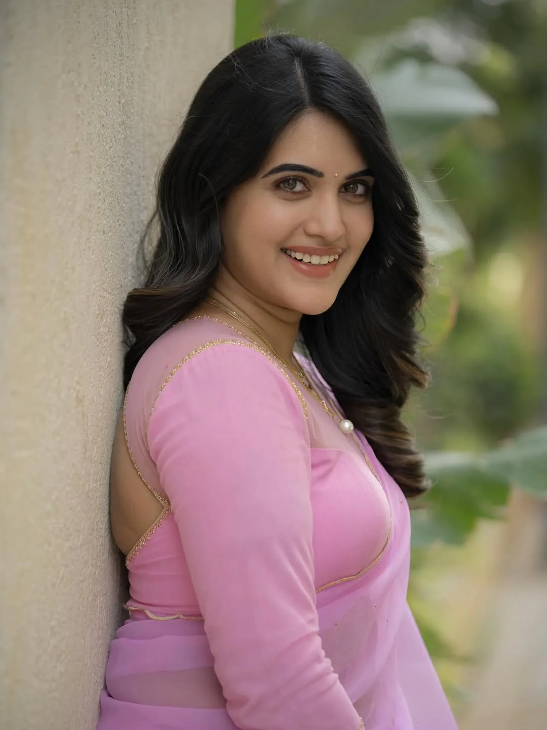 anchor sravanthi chokkarapu latest photo gallery