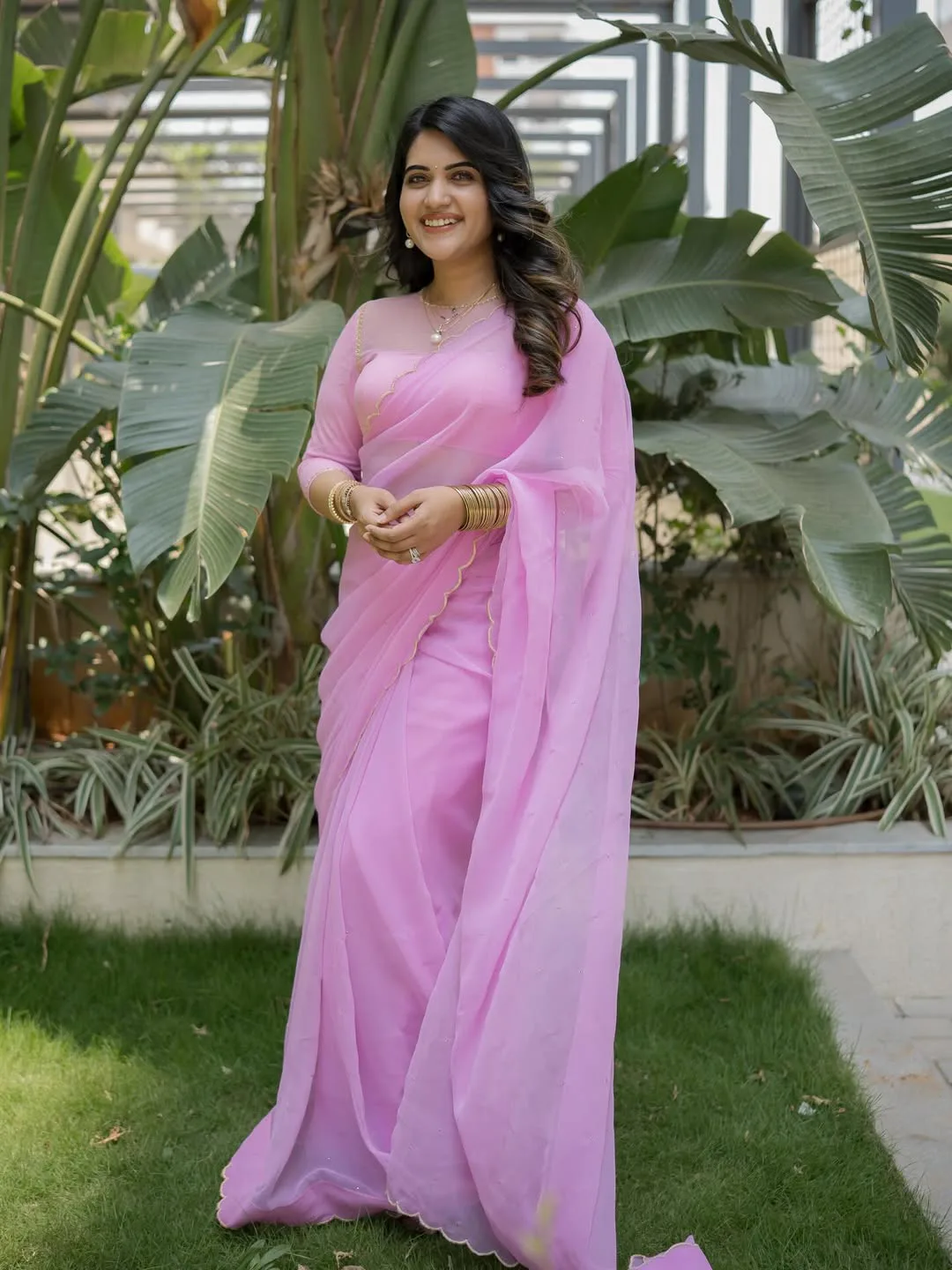 anchor sravanthi chokkarapu latest photo gallery