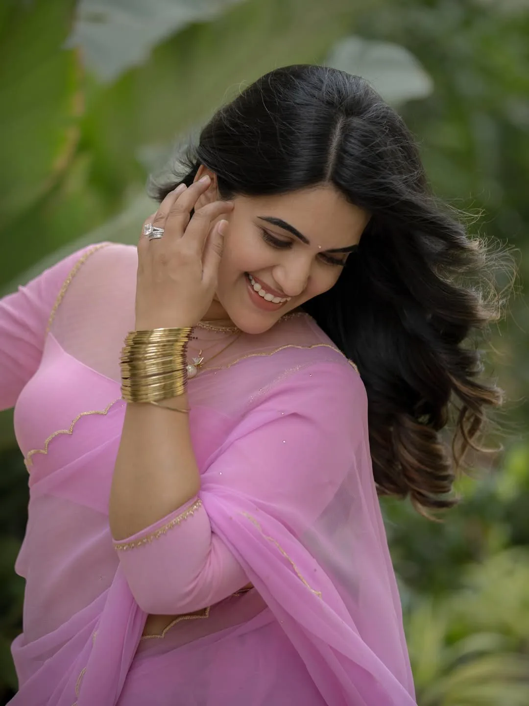 anchor sravanthi chokkarapu latest photo gallery