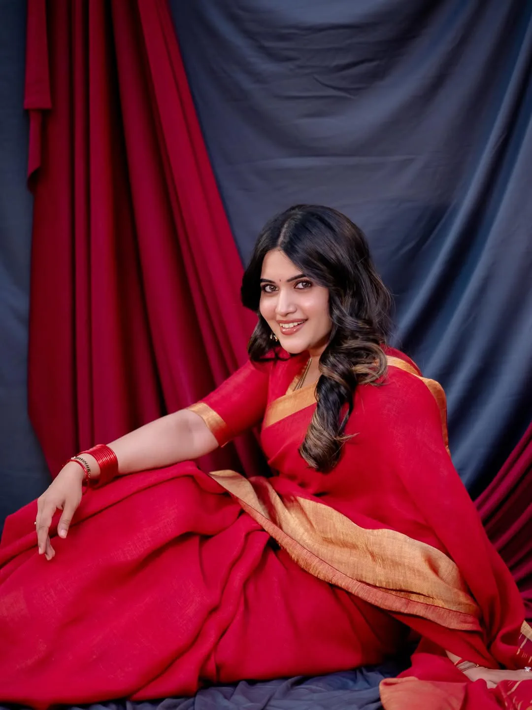 anchor sravanthi chokkarapu latest photos