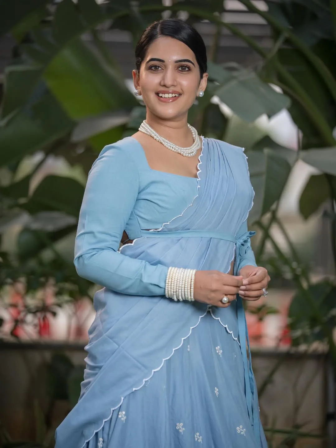anchor sravanthi chokkarapu latest photos in saree
