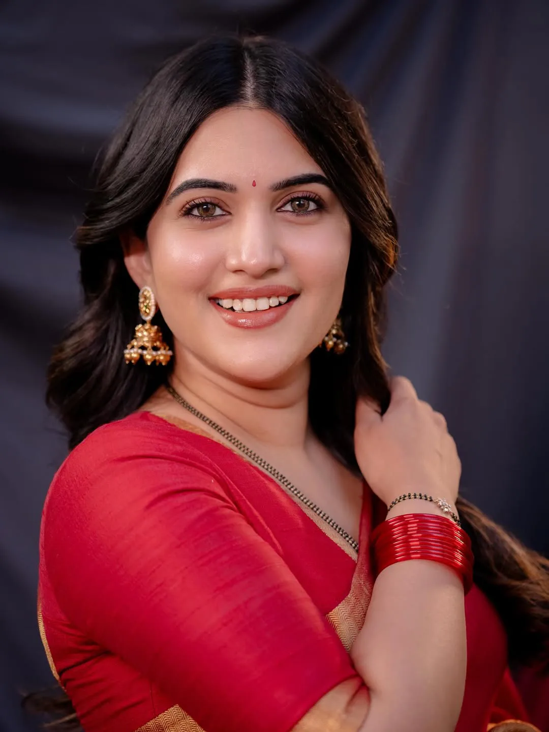 anchor sravanthi chokkarapu latest photos