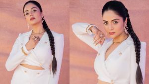 anchor sreemukhi latest photos in white dress