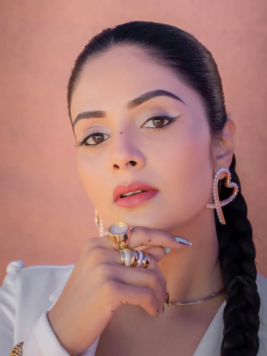 anchor sreemukhi latest photos in white dress