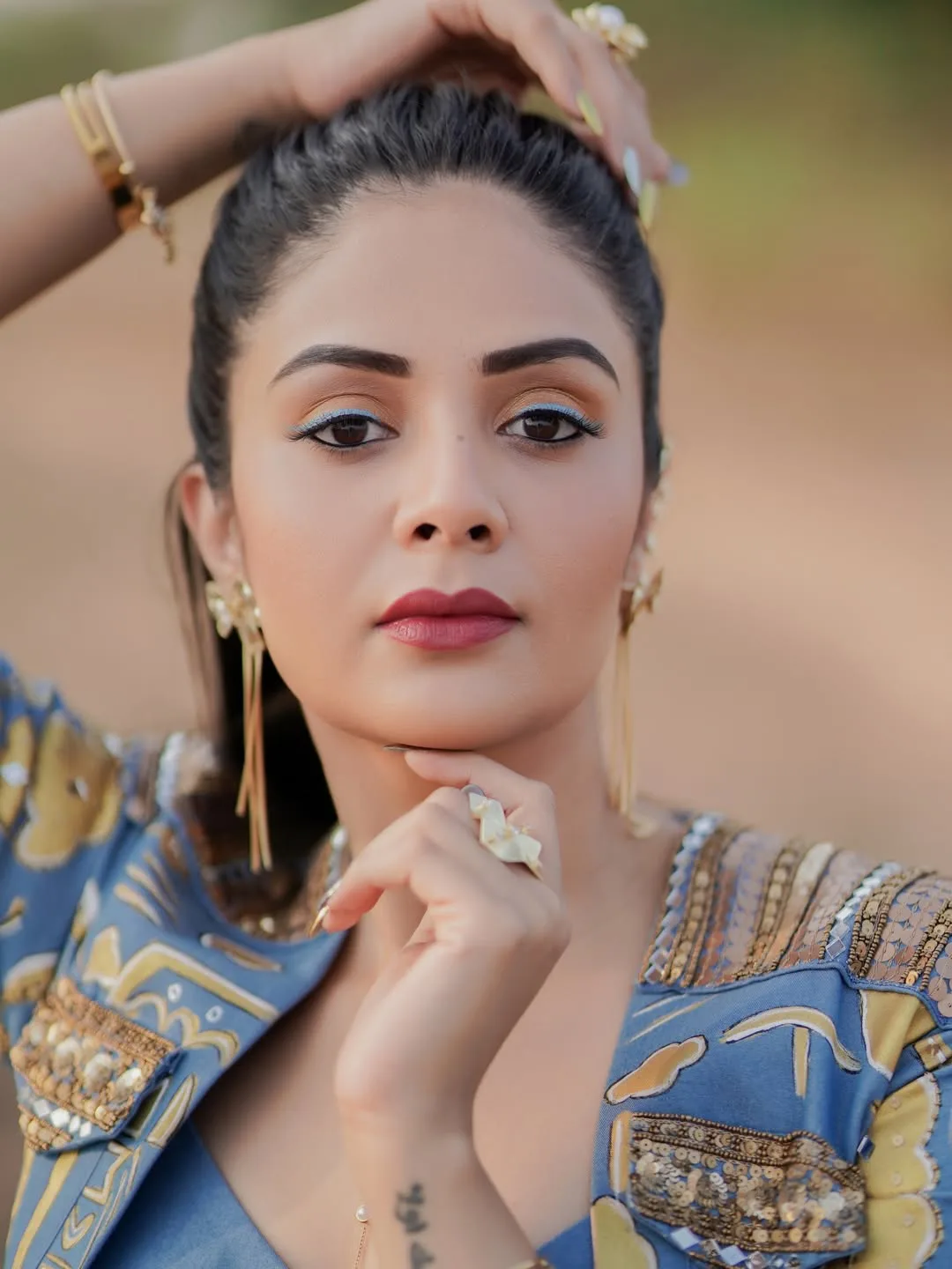 anchor srimukhi latest photos