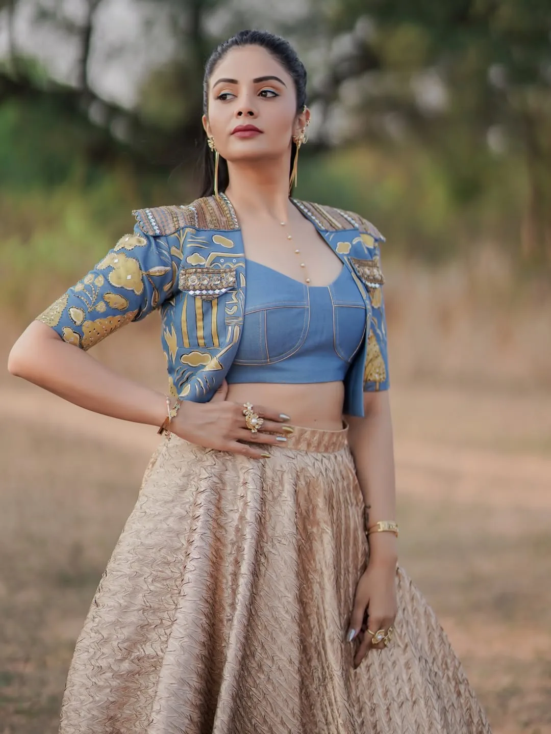 anchor srimukhi latest photos