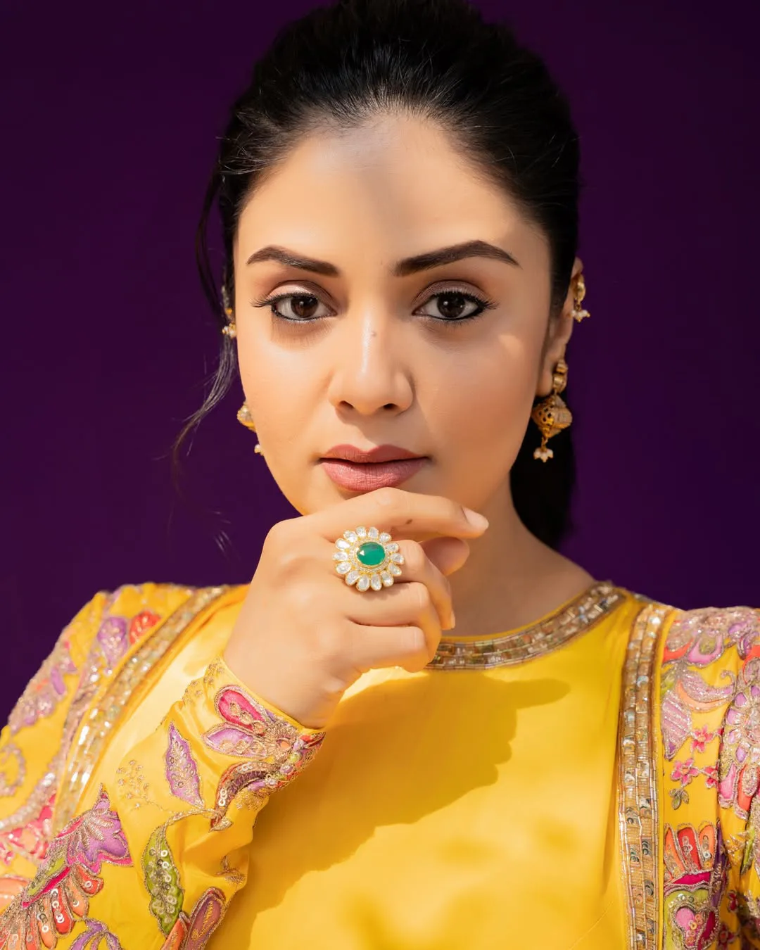 anchor srimukhi latest photos in yellow dress