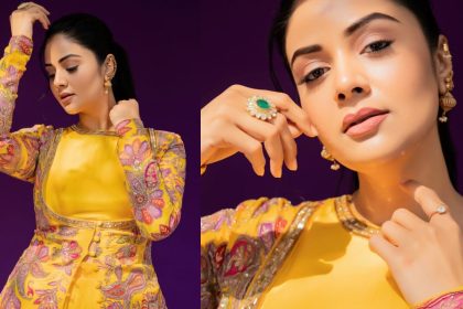 anchor srimukhi latest photos in yellow dress