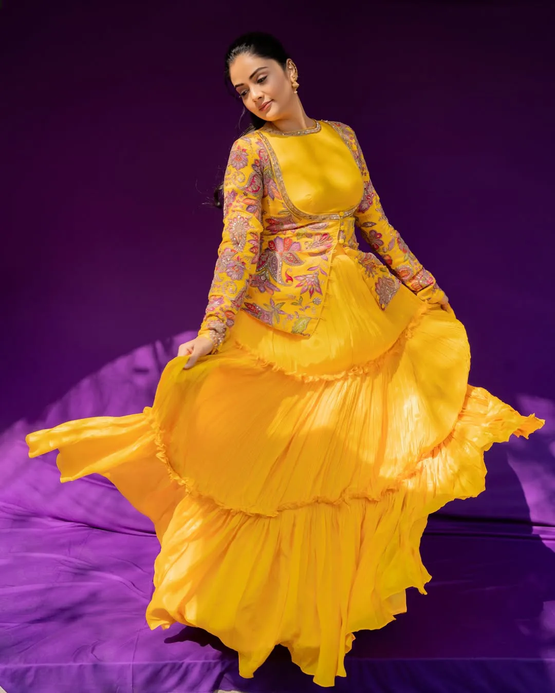 anchor srimukhi latest photos in yellow dress