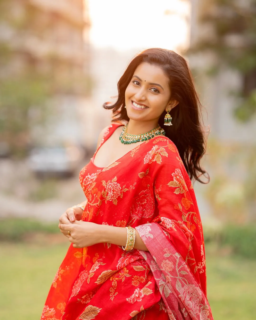 deepika pilli latest photos viral on social media