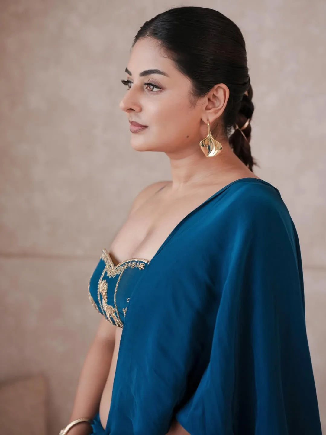 drishyam fame esther latest photos
