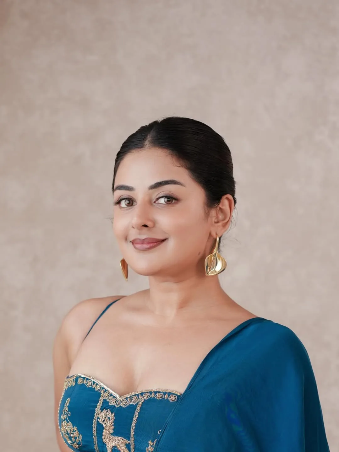 drishyam fame esther latest photos