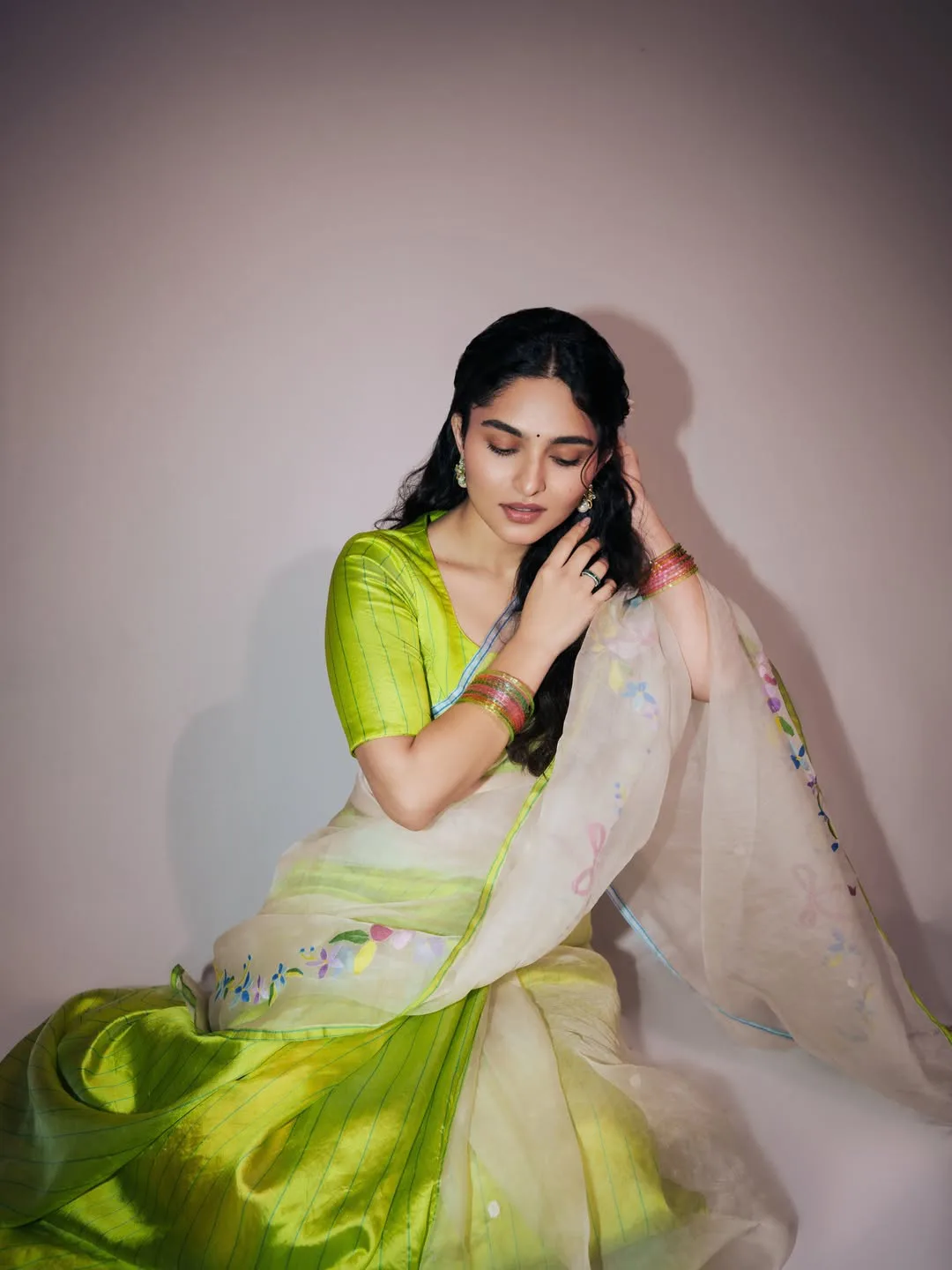kayadu lohar latest photos in saree goes viral