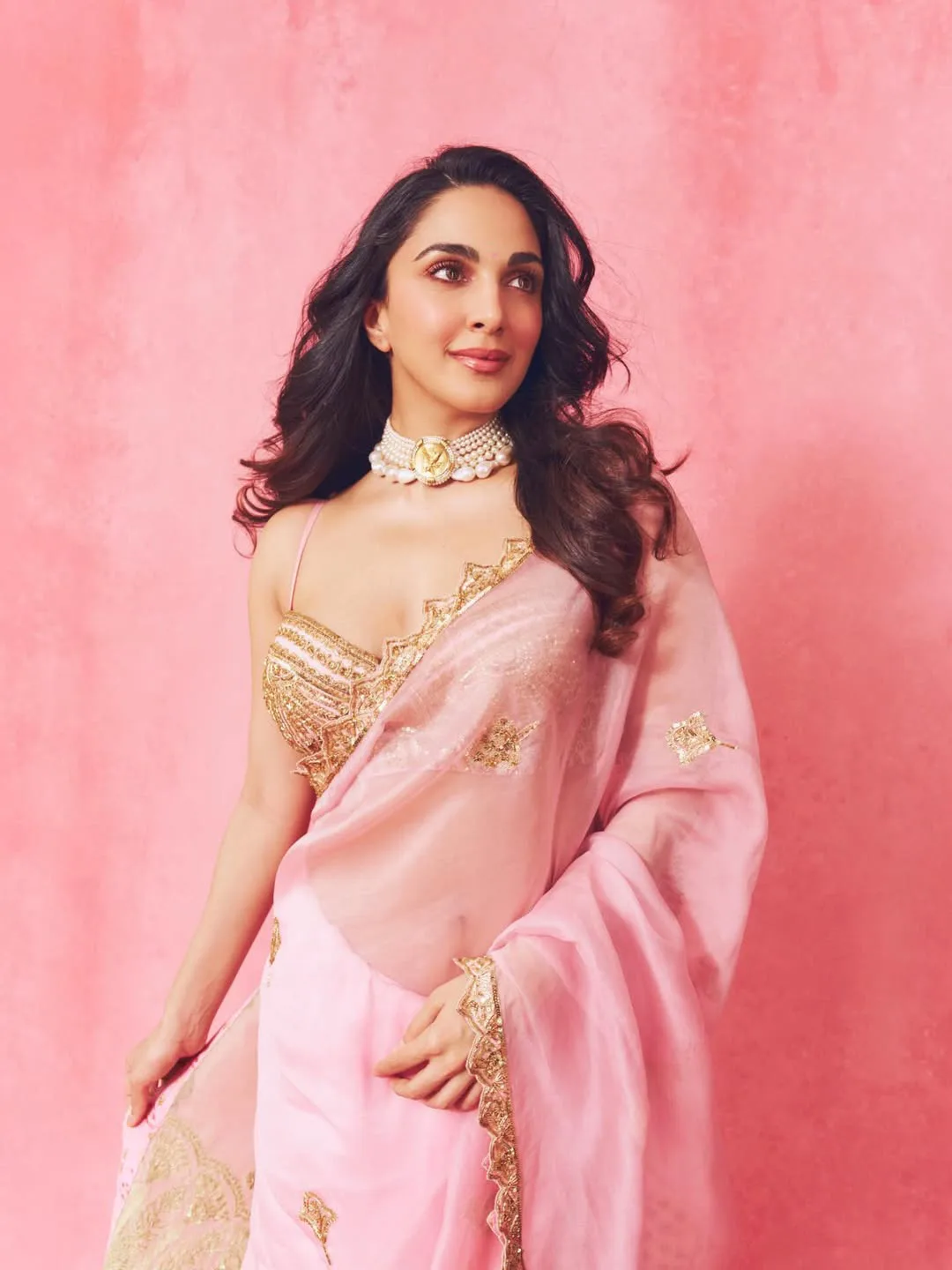kiara advani latest photos in saree