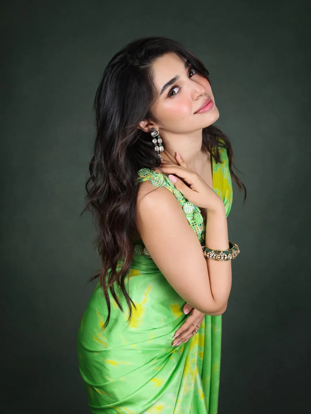 krithi shetty stunning looks in green saree