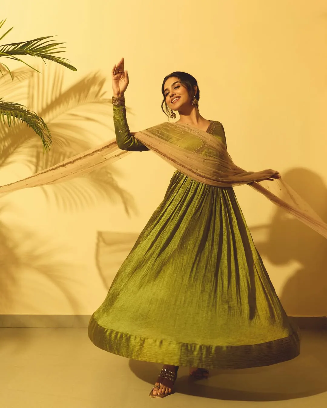 mamitha baiju stunning looks in green signal