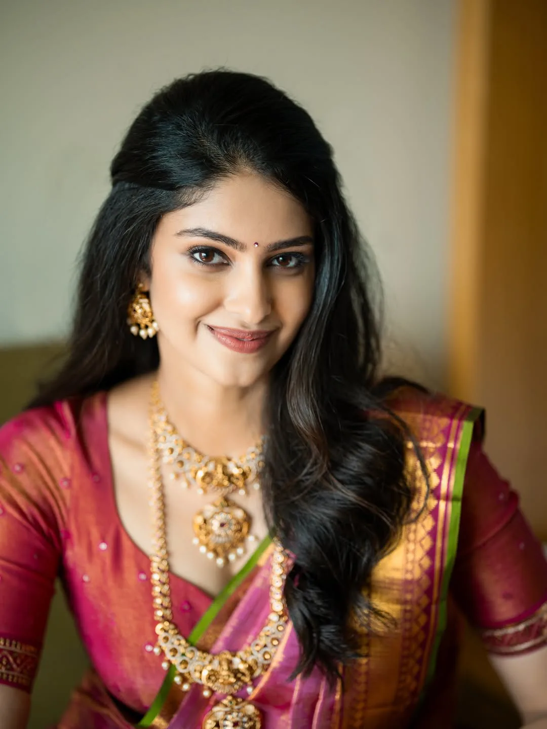 manasa varanasi latest photos in saree