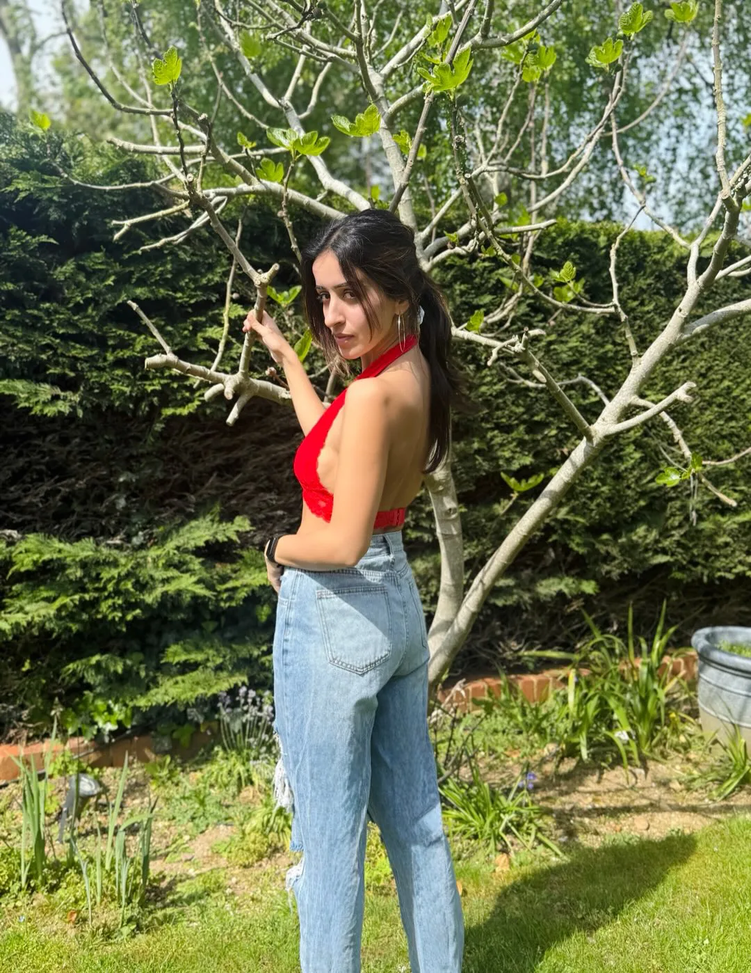 manmadhudu heroine anshu stunning photos viral on social media