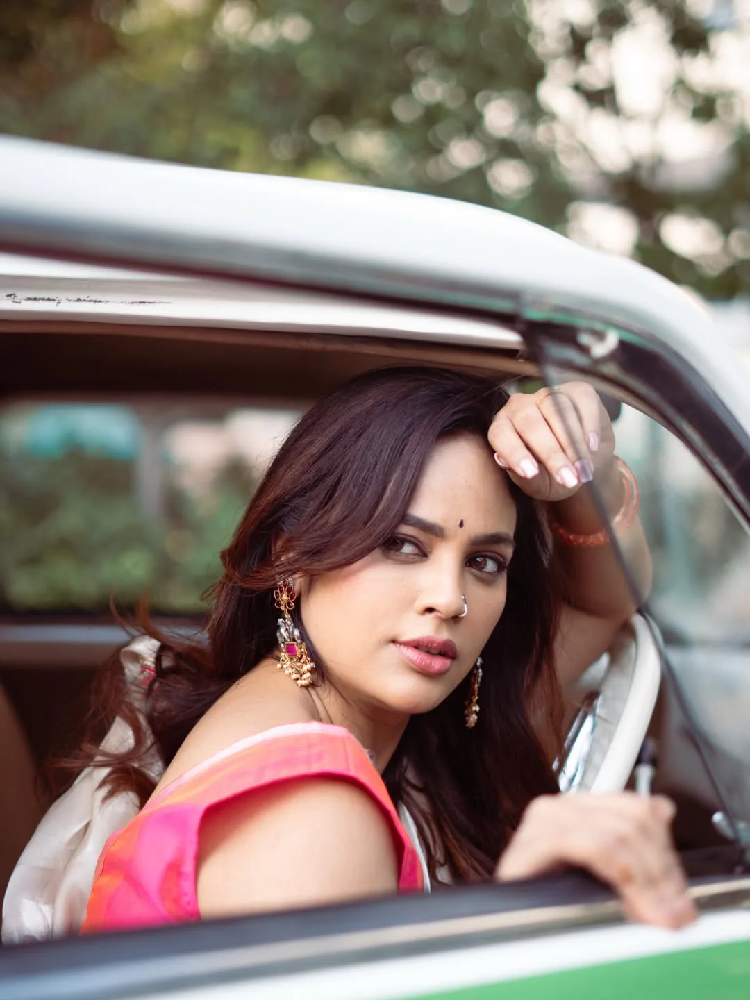nandita swetha latest photos in saree