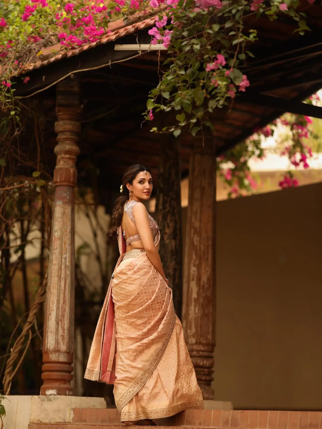 neha shetty latest photos viral on social media