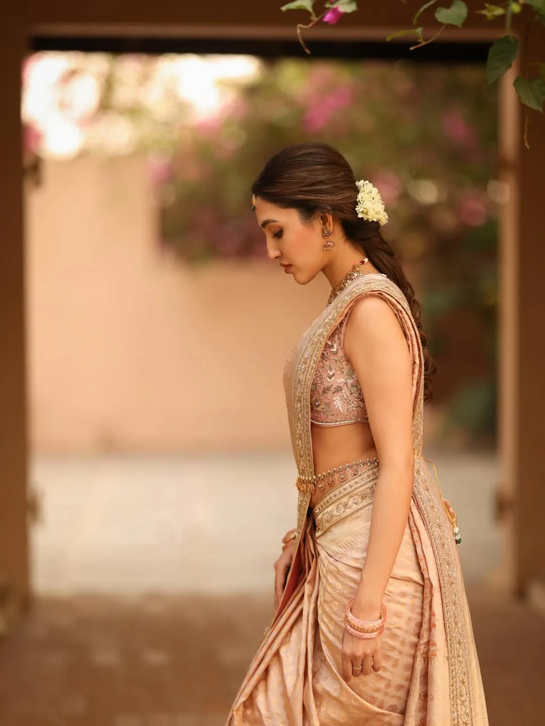 neha shetty latest photos viral on social media