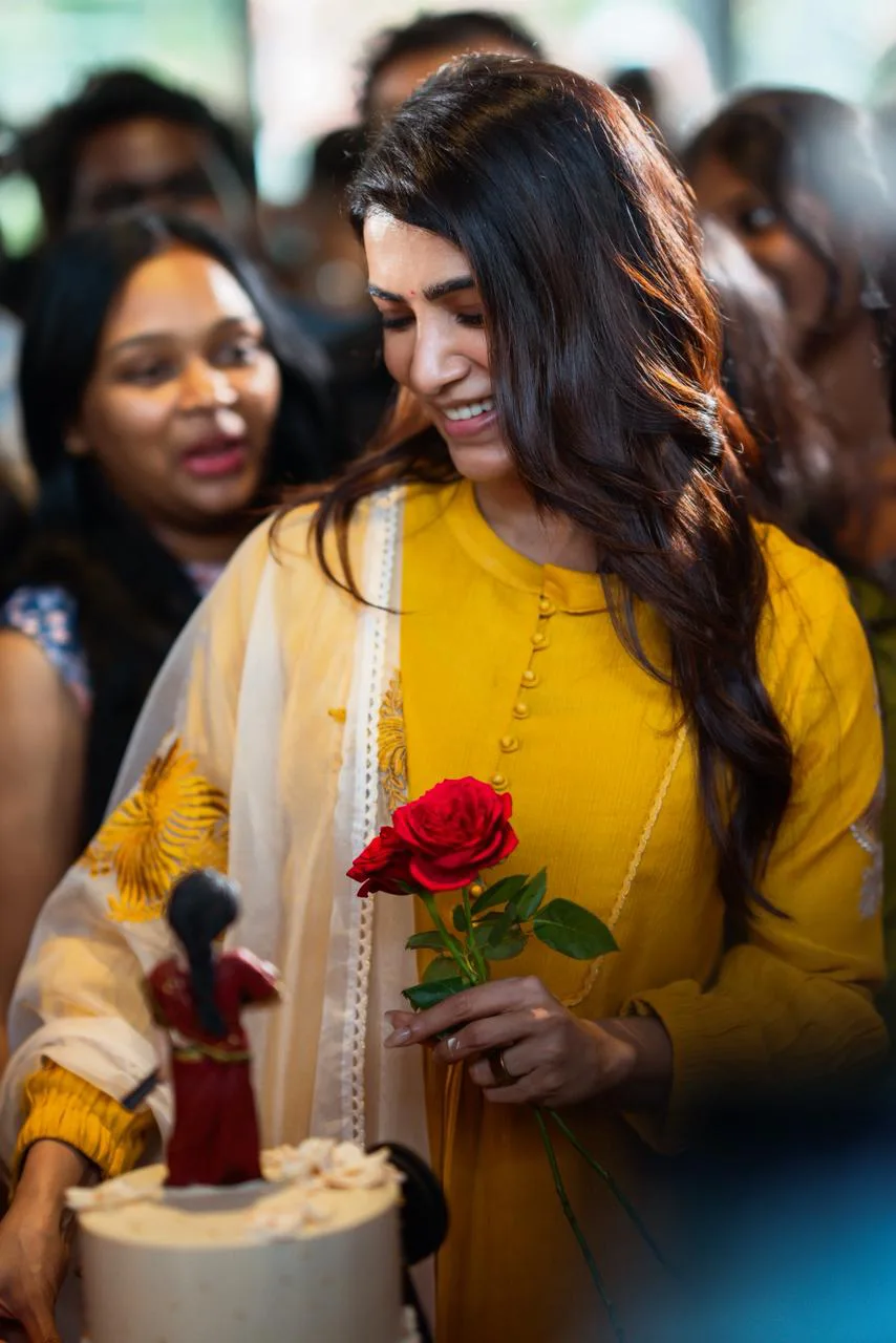 samantha birthday celebrations with fans