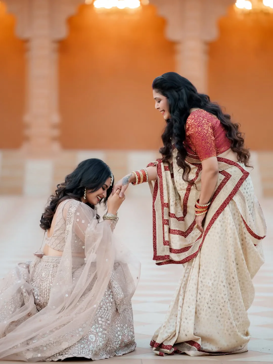 serial actress priyanka jain with her mother