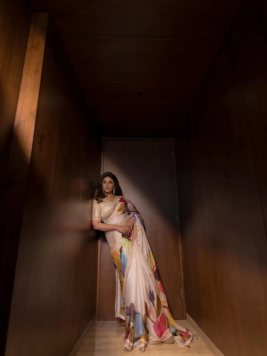 south beauty anjali latest photo gallery
