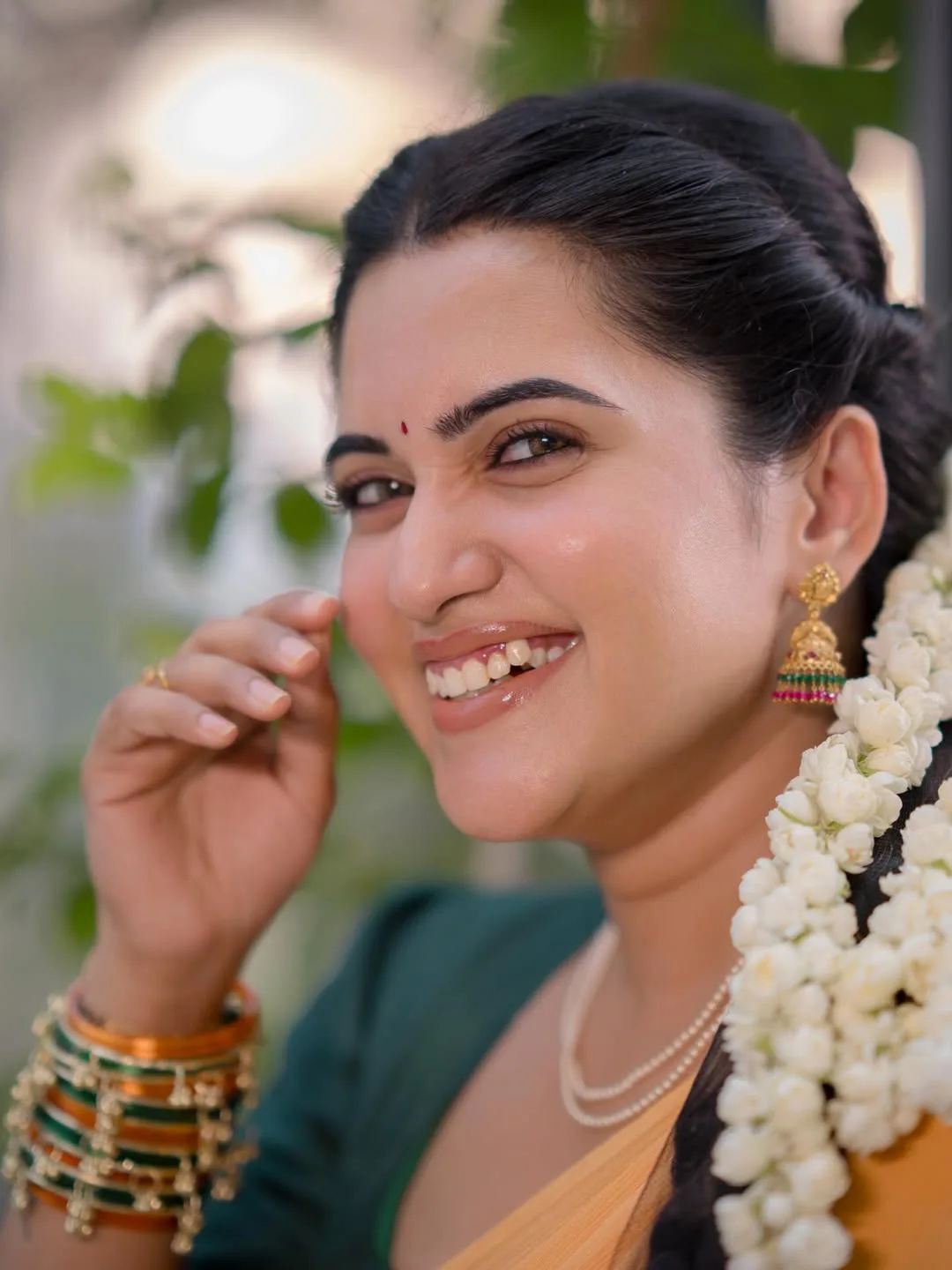 sravanthi chokarapu in langa voni photos