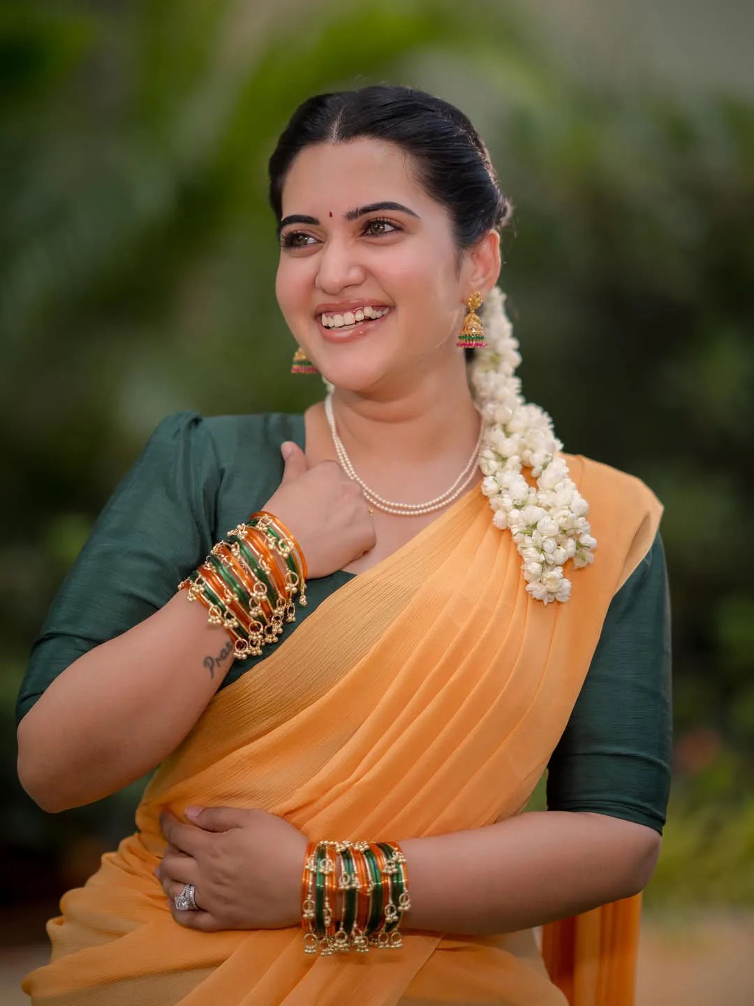 sravanthi chokarapu in langa voni photos