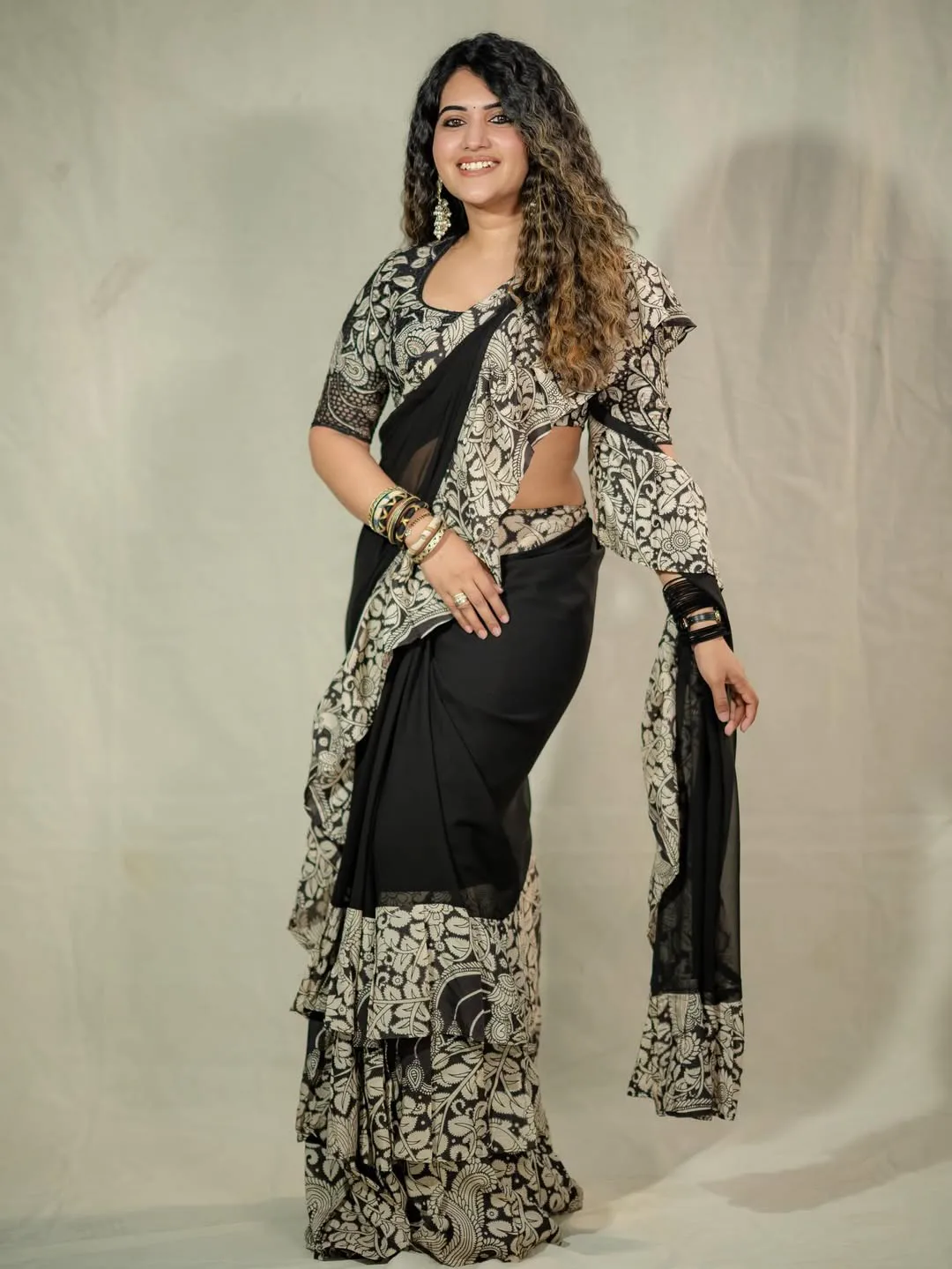 sravanthi chokkarapu latest photos