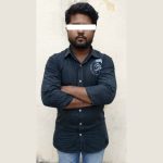 సోషల్ మీడియాలో పోలీసు వేషం వేసి ఫాలోయర్లు పెంచుకున్నాడు – హైదరాబాద్‌లో అరెస్ట్