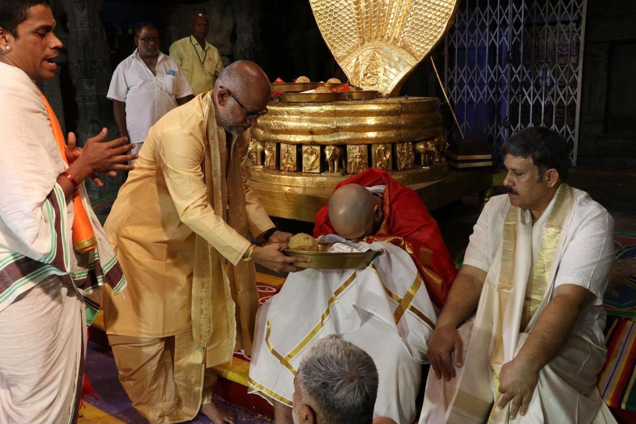 anant-ambani-tirupati-darshan