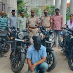 అంతర్రాష్ట్ర బైక్ దొంగ అరెస్ట్.. రూ.8 లక్షల విలువైన 4 వాహనాలు స్వాధీనం