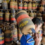 LPG Price Cut Today: కమర్షియల్ గ్యాస్ సిలిండర్ ధరలపై భారీ కోత.. తాజా రేట్లు ఇవే!
